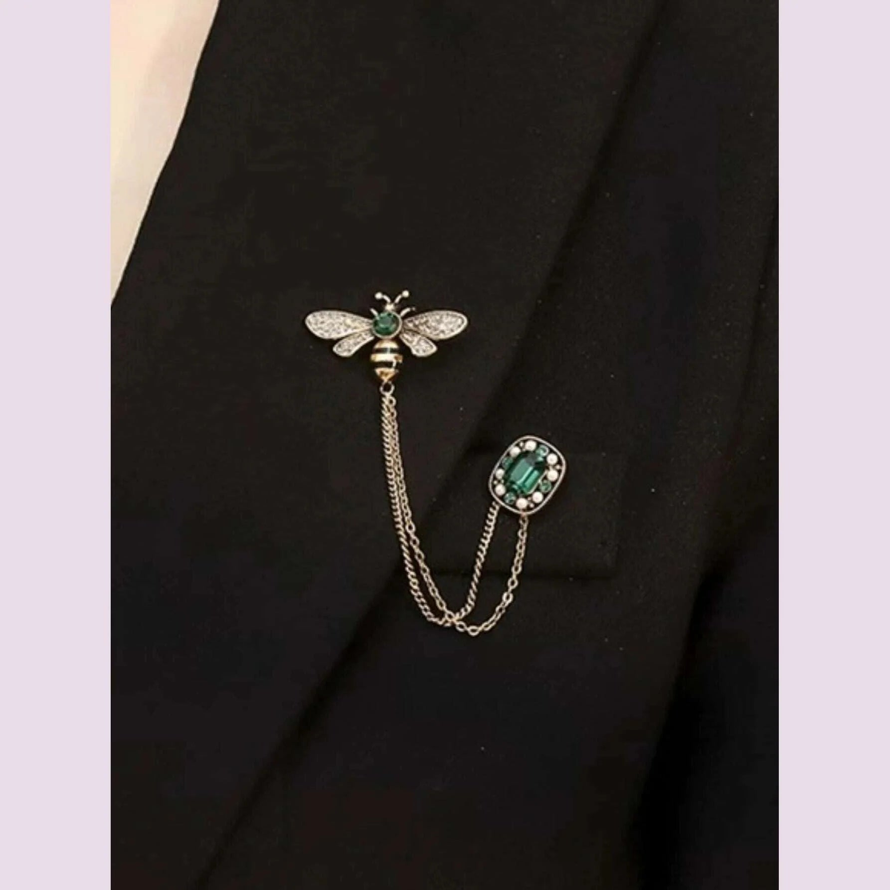 1 Piece Of Bee Crystal Tassel Women's Brooch Sweater With A Unique And Luxurious Design-zt3128