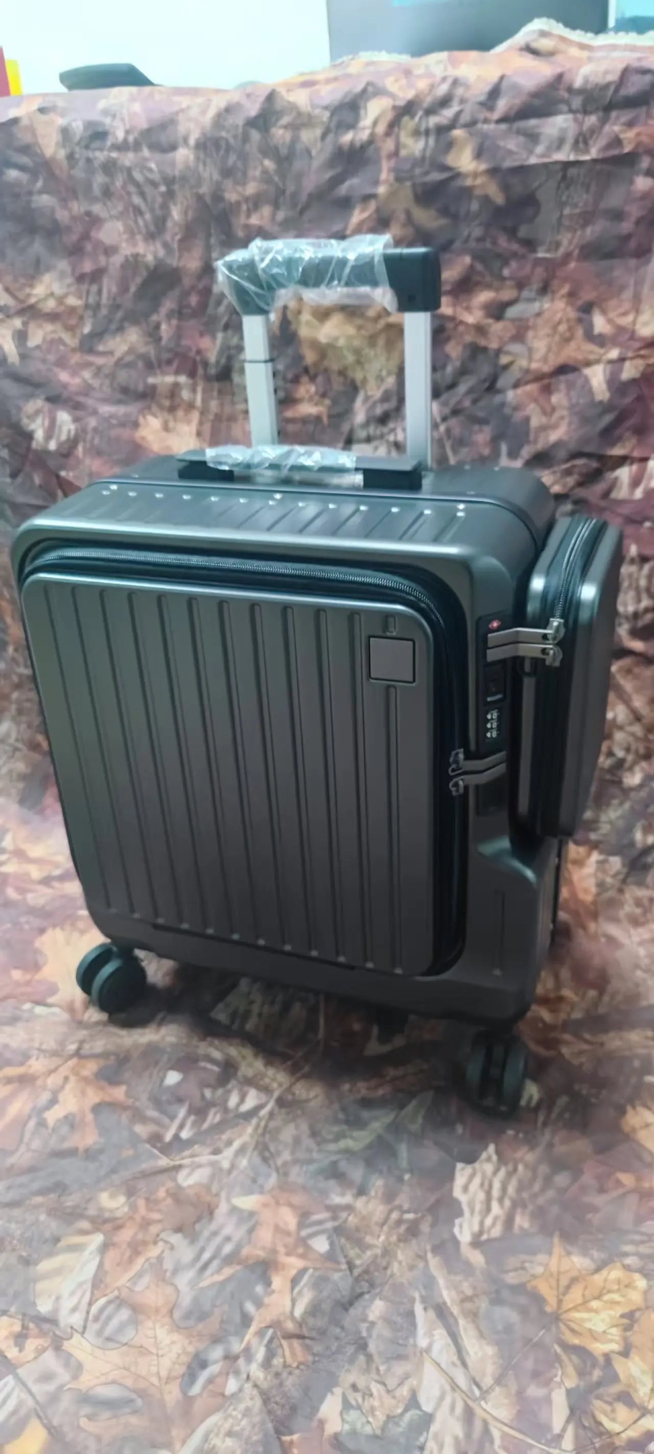 Trending Products 2025 New Arrivals 18inch Fashion Business Trolley Luggage Case Designer Travel Spinner Wheels Carry-On...