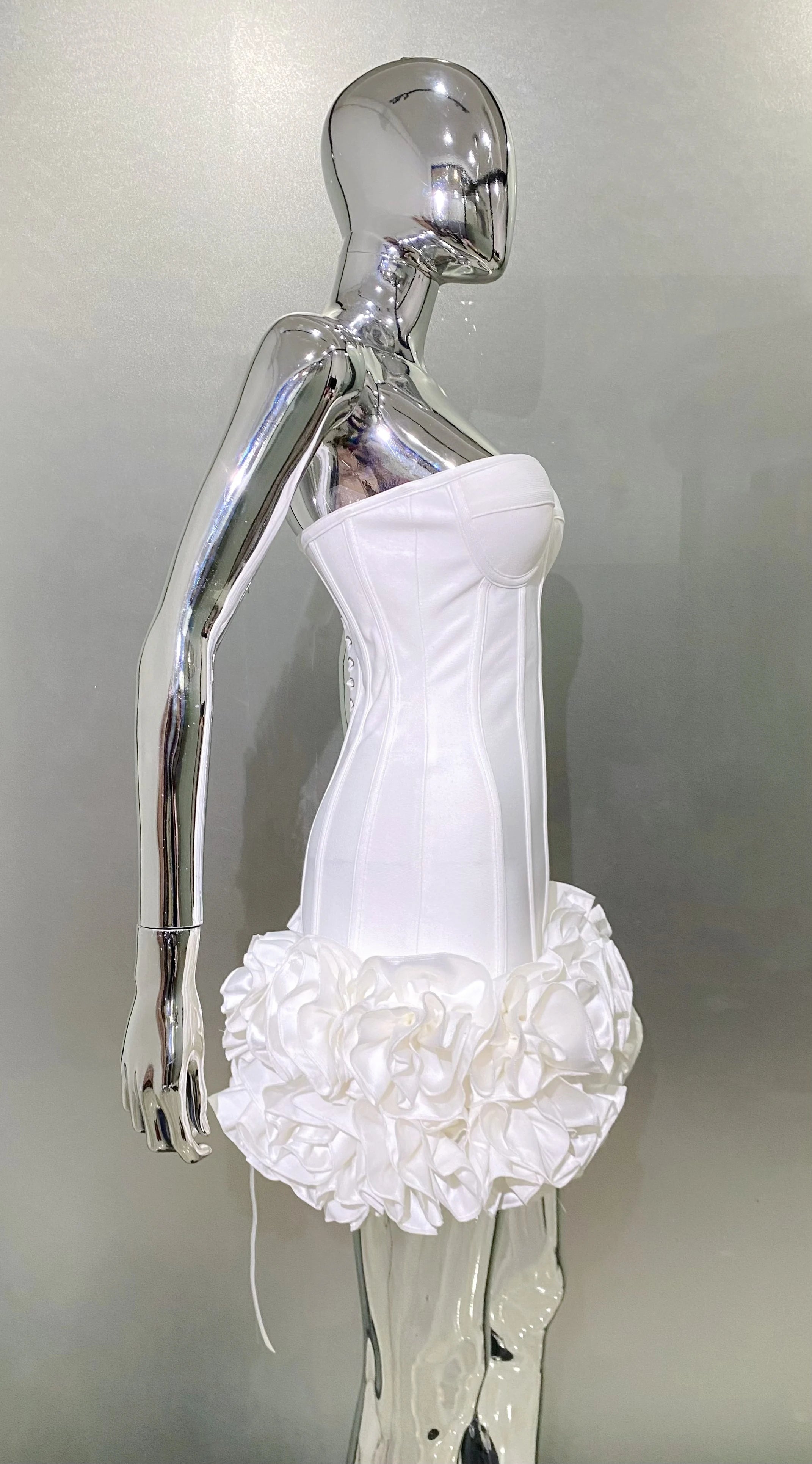 Red Color Women Sexy Strapless Ball Gown Mini Dress Celebrity Red Carpet Fashion Evening Party Celebrate Dress Wholesale