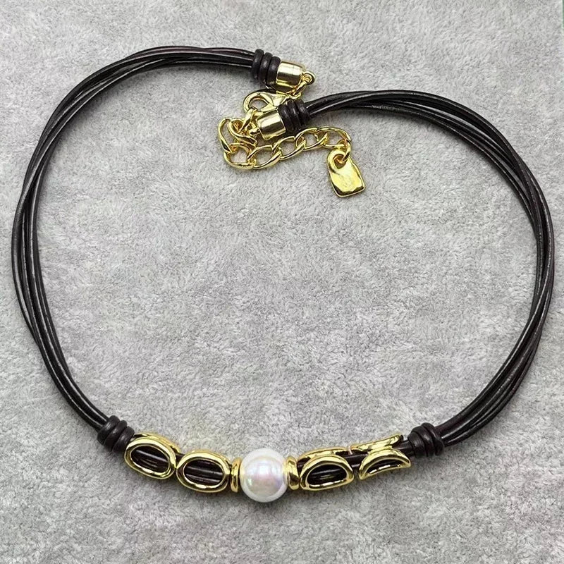 2025 Summer New Bestseller Shiny and Beautiful Blue Crystal Necklace, Women's Jewelry Gift