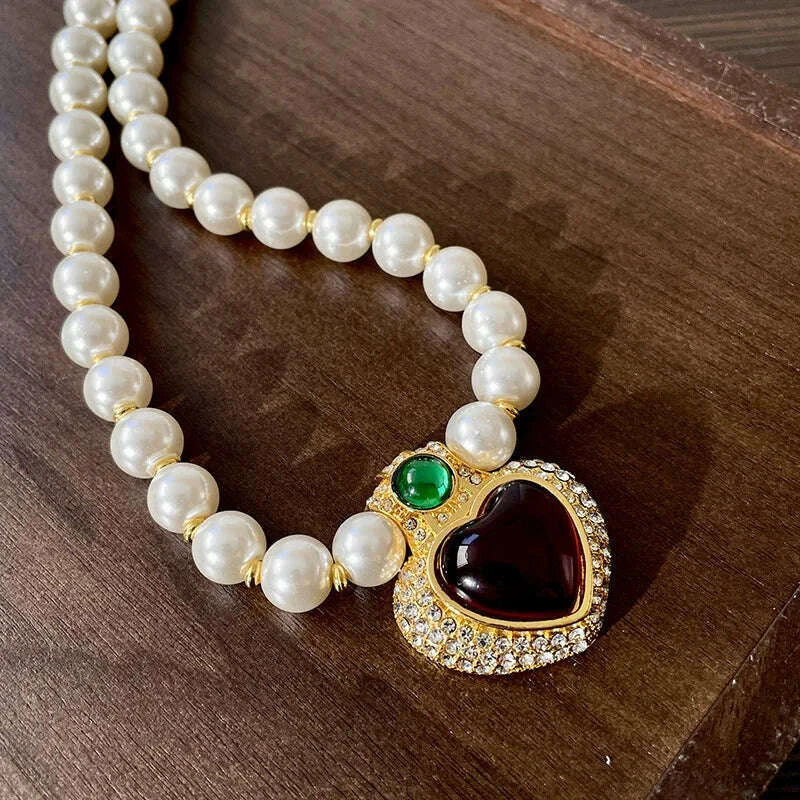 Draweye Winter Sweater Chain Vintage Heart Palace Style Neckalces for Women Pearls Fashion Hyperbole Collares Para Mujer