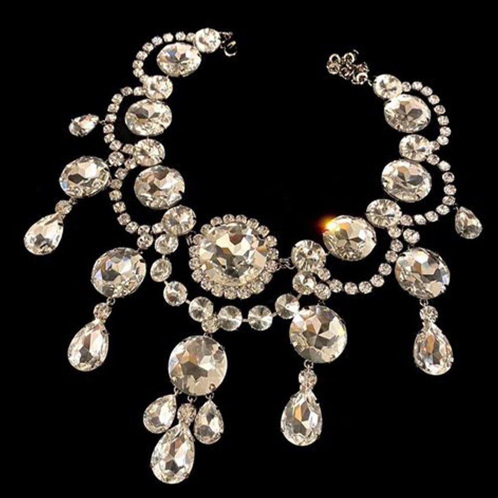 Fashionable Personalized Round Rhinestone Necklace Set for Banquet Party Exaggerated Necklace Earring Accessories Jewelry
