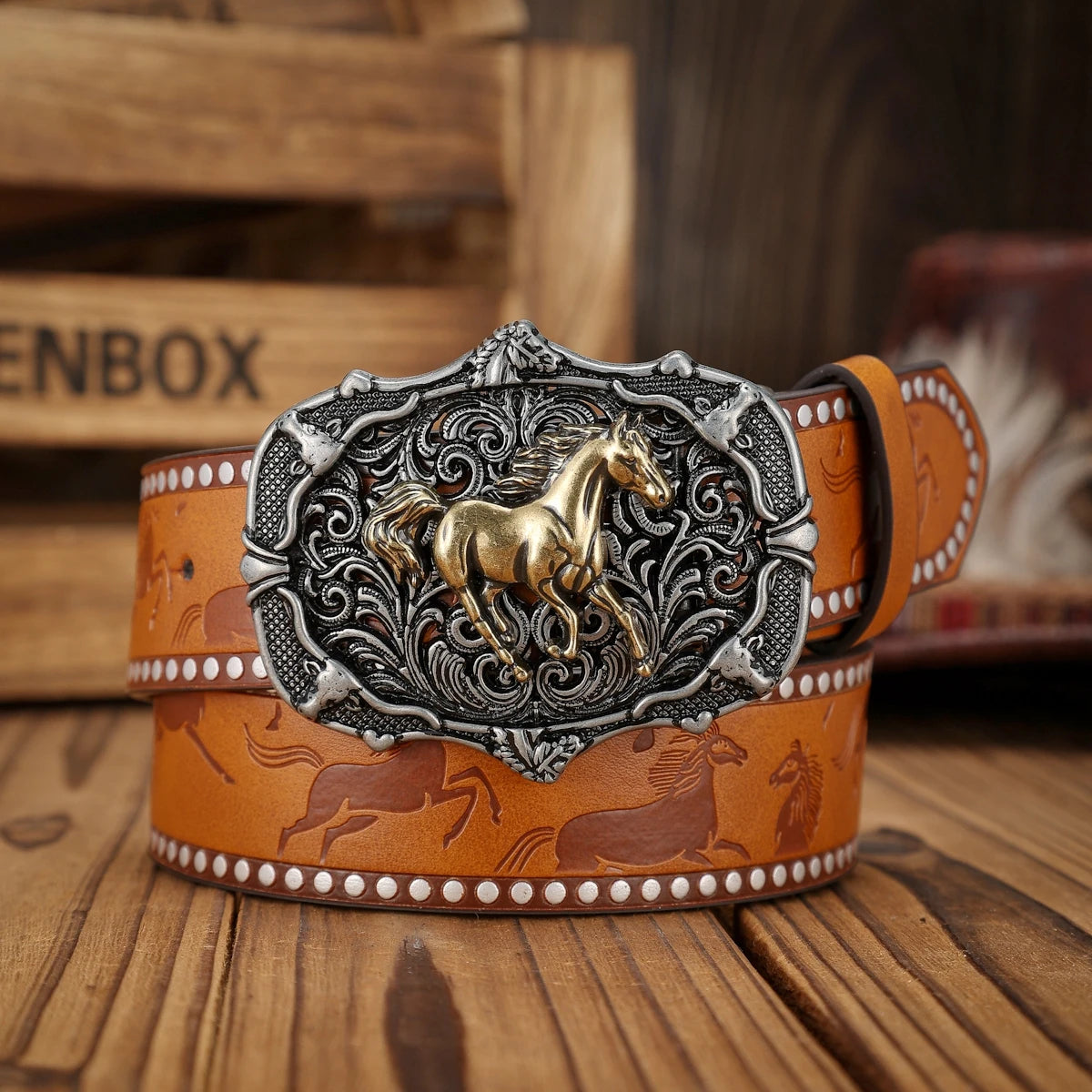 A unisex Western-style PU belt with buckles, Bohemian style, casual and retro, suitable for daily wear when going out