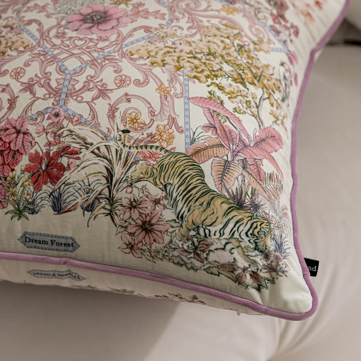 Vintage Floral Velvet Throw Pillow Covers Home Art Deco Pillowcase Square Pillow Case Cushion Cover for Bed Sofa Living Room Car