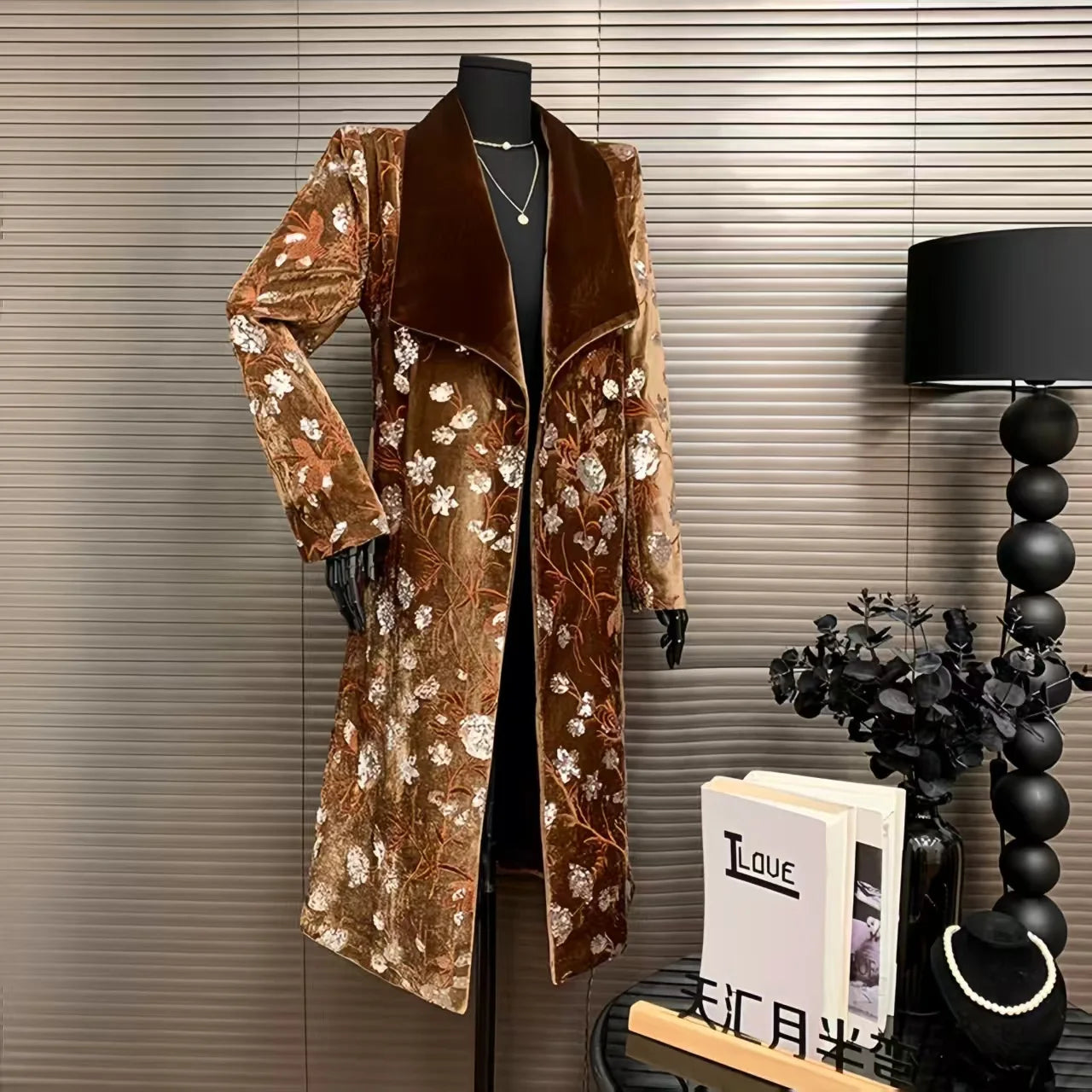 Golden Velvet Turn-down Collar Adjustable Waist Windbreaker Coat Autumn/Winter New French Luxury Sequin Embroidered Women's Coat