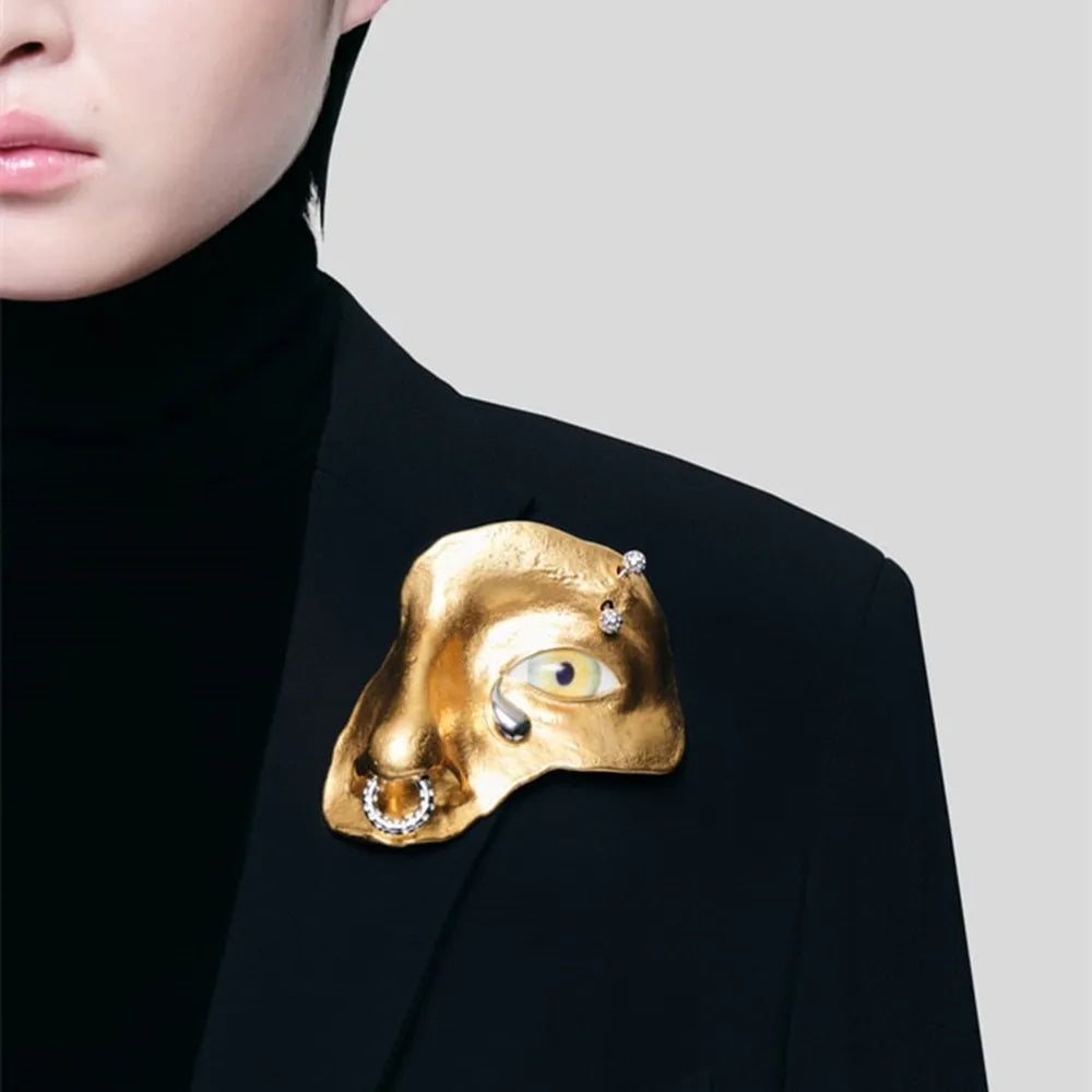 Vintage Baroque Style Alloy Plated Face Shaped Necklace For Women Fashion Jewlery Exaggerated Long Chain Necklace Accessory