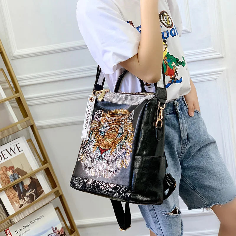 Luxury Brand Women's Backpack Female High Quality Backpacks Soft Leather Teenager Girl School Bag Fashion Sequins Travel Bagpack