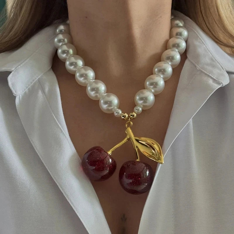 Copper resin cherry pendant beaded irregular pearl necklace, suitable for women everyday and party wear