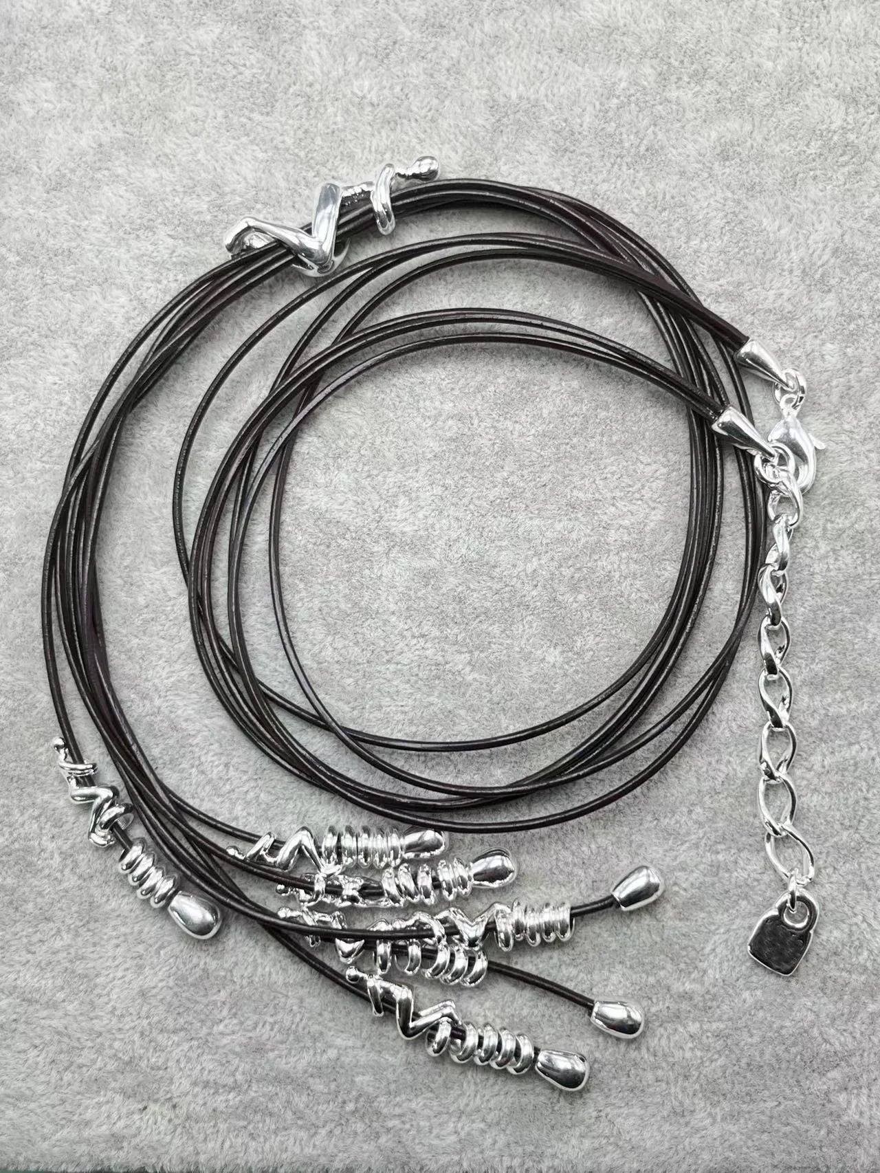 2025 Summer New Bestseller Shiny and Beautiful Blue Crystal Necklace, Women's Jewelry Gift