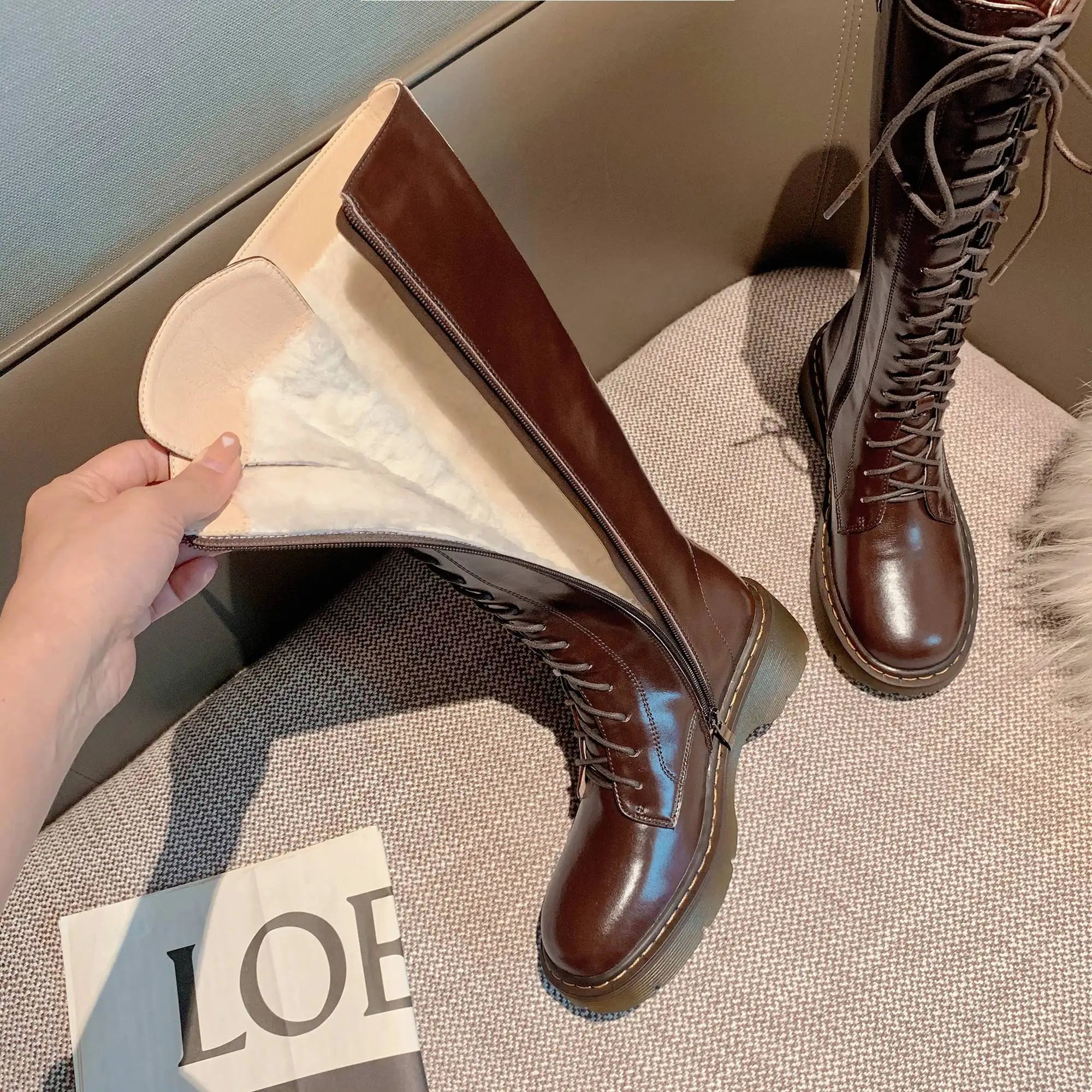 Krazing Pot Vintage Cow Split Leather Wool Snow Boots Winter Keep Warm Round Toe Cross-tied Med Heels Platform Thigh High Boots