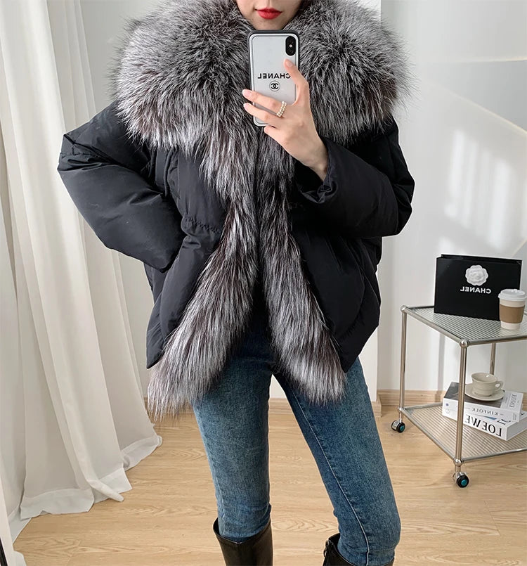 New Fashion Outerwear Puffer Jacket 2024 Women Coat White Duck Down Jacket Super Large Real Silver Fox Fur Collar Hooded