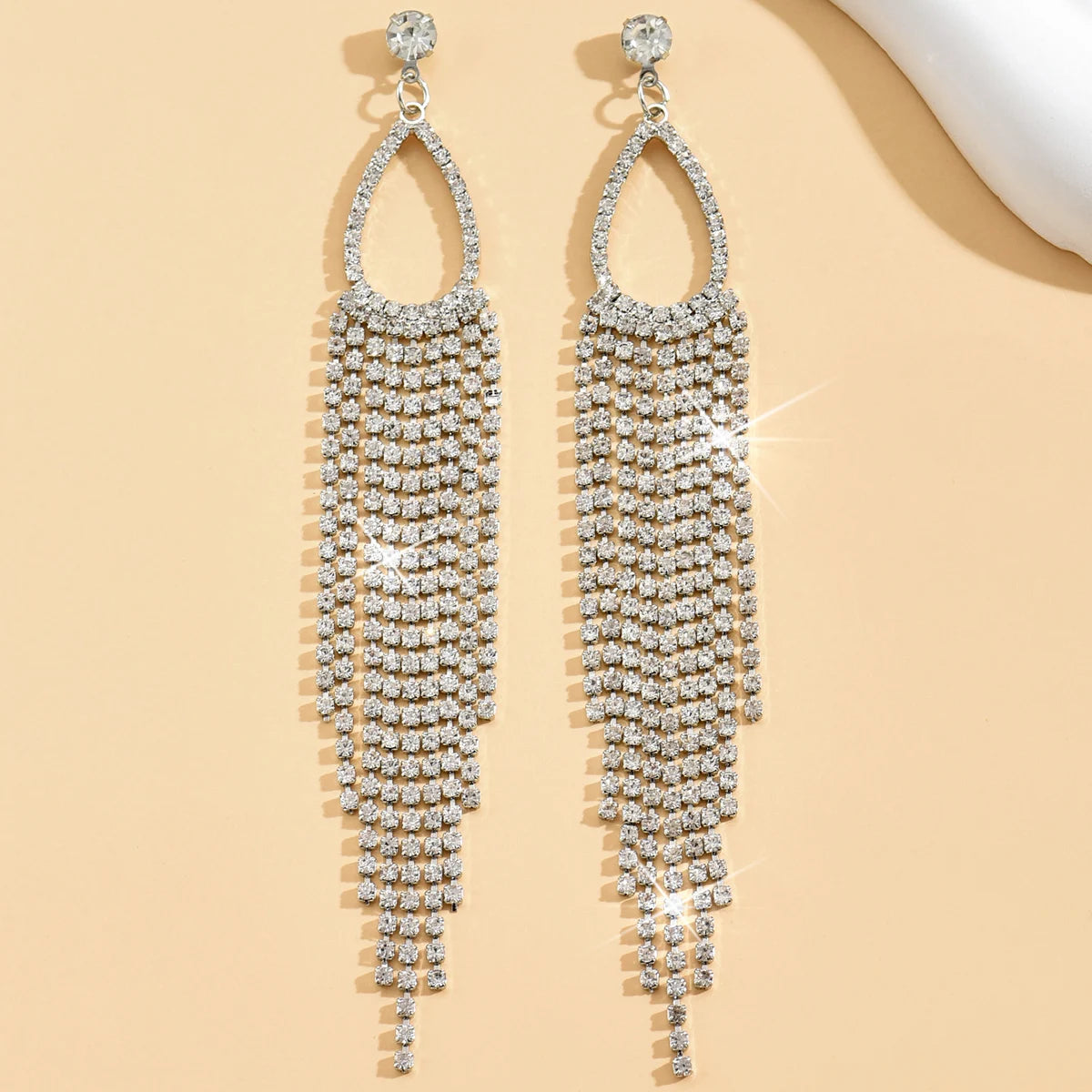 2pcs of women's jewelry rhinestone tassel earrings luxurious fashion accessories for wedding parties
