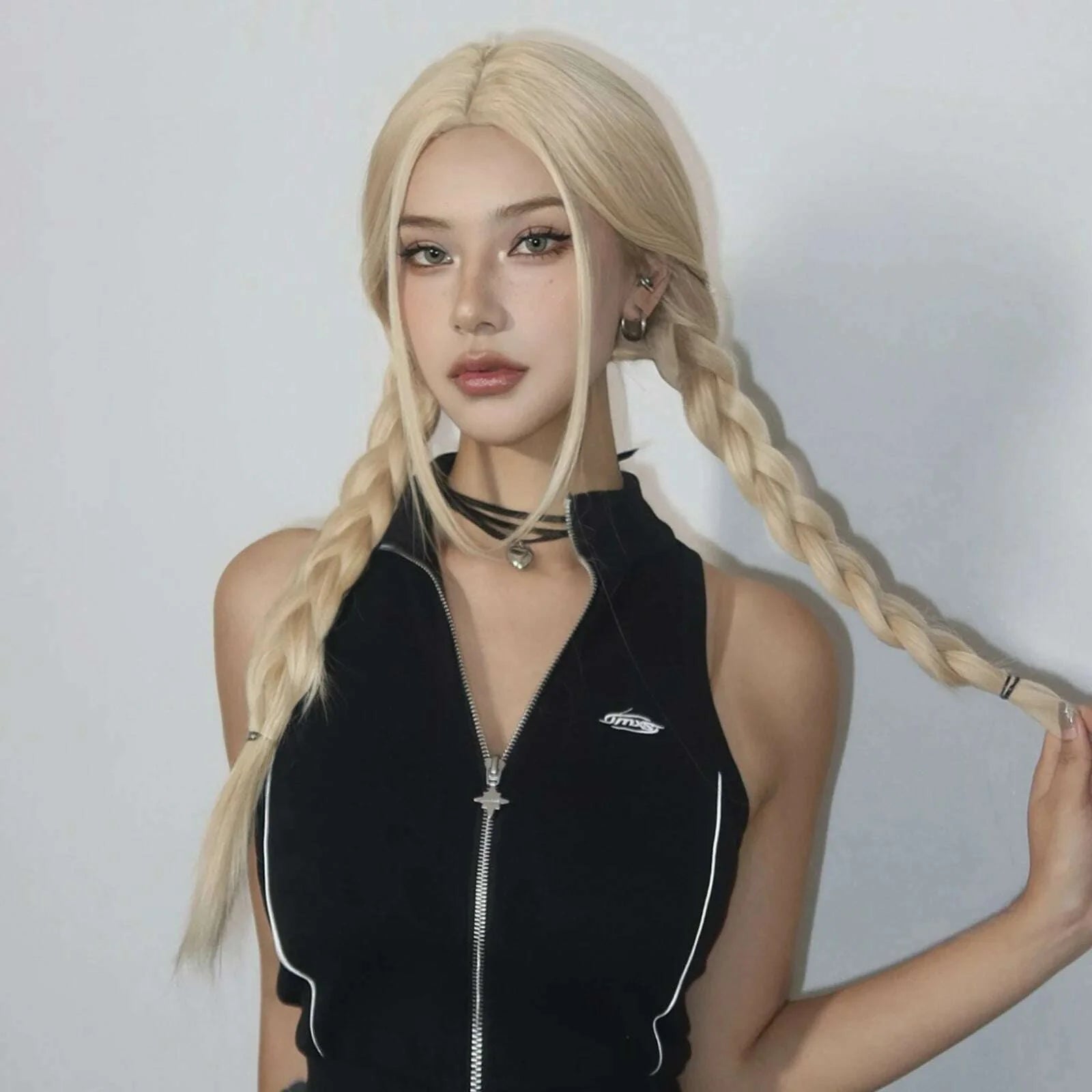 Blonde Golden Synthetic Wigs Long Straight Hair Natural Wig for Women Middle Part Wigs Cosplay Party Heat Resistant Fake Hair