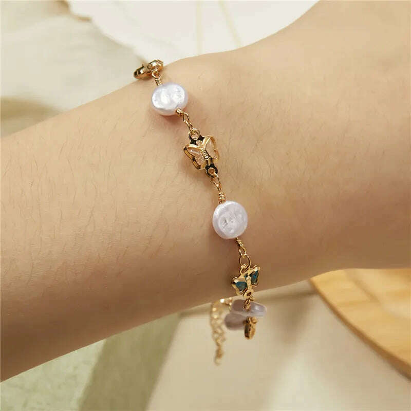 Exquisite Boho Candy Color Heart Shaped Crystal Bracelet for Women Fashion Charm Zircon Butterfly Pearl Metal Chain Bracelets
