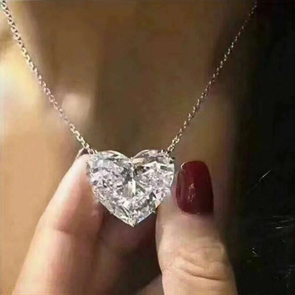 Huitan Luxury Big Heart CZ Women Pendant Necklaces Simple Versatile Female Party Gift Daily Wear Statement Jewelry Drop Shipping