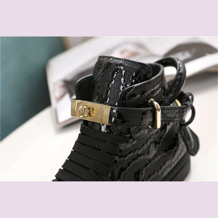 Men Embossed High Top Sneakers Lock Lace Red Metal Real Leather Designer Flat Men Platform Casual Shoes