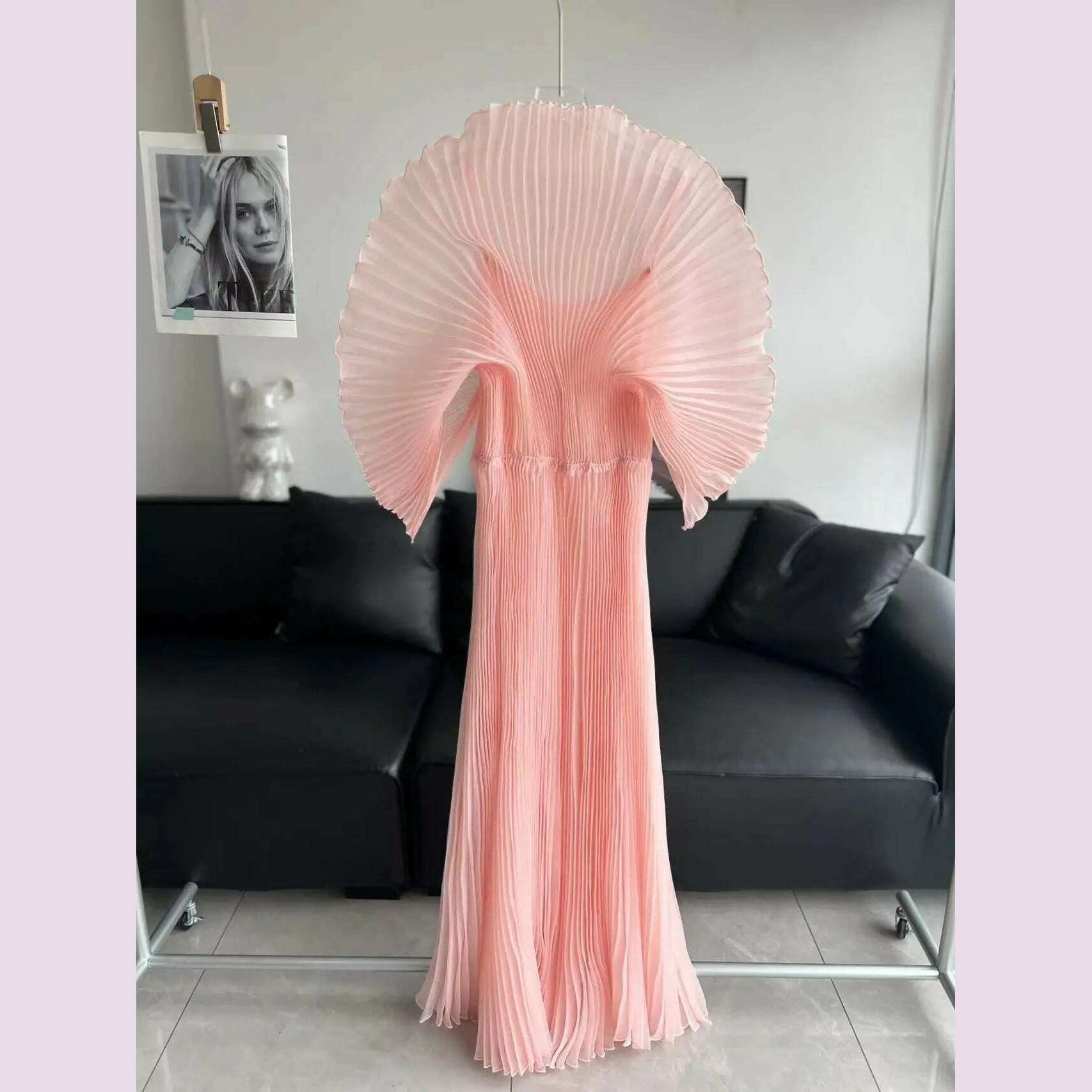 Miyake Folds 2024 Autumn New Plus-size Dress Hand-made Dolds Elegant Chested Evening Dress