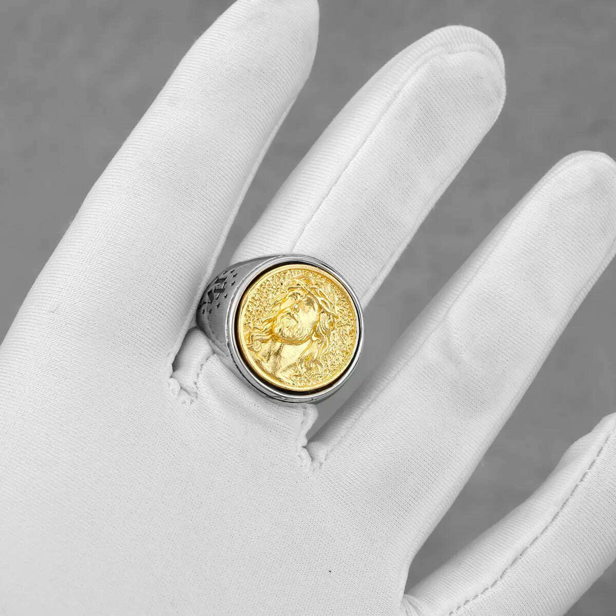 Stainless Steel Jesus Cross Ring Men's Fashion Classic Religious Amulet Accessories Hip Hop Punk Biker Jewelry Gifts Wholesale