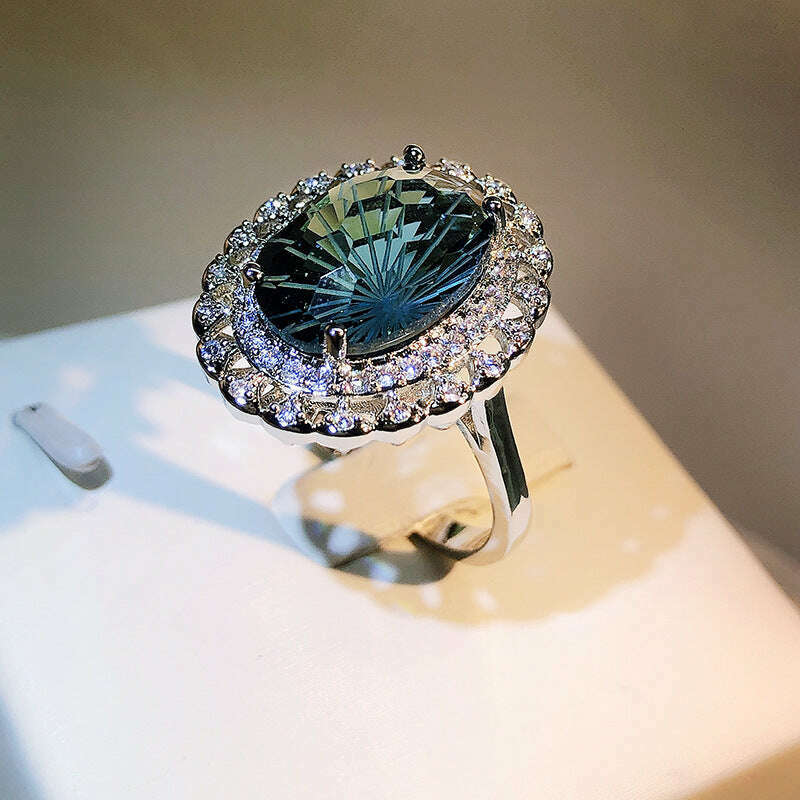 Top Shining Natural Brazil Green Crystal Ring Jewelry Real 925 Sterling Silver Ring Necklace Fine Wedding Jewelry