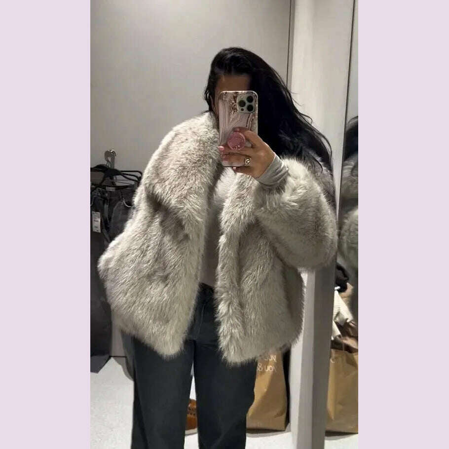 2024 Winter New Fashion Gradient Fluffy Fur Coat Women High Street Luxury Big Fur Collar Faux Fox Fur Jacket Female Overcoats