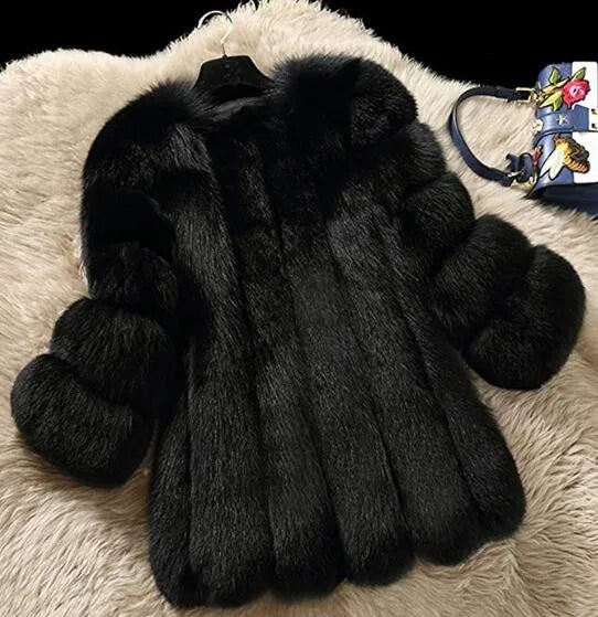 2018 New Hot Winter Women's Fur Coat Factory Supply Fashion Faux Fox/Rabbit Fur in White and Pink Plus Size