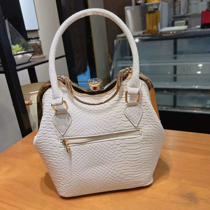 Cross-body Bucket Bag Female New Fashion High Sense Fashion Diamonds Inlaid Female Bag High-grade Handbag Single Shoulder Totes