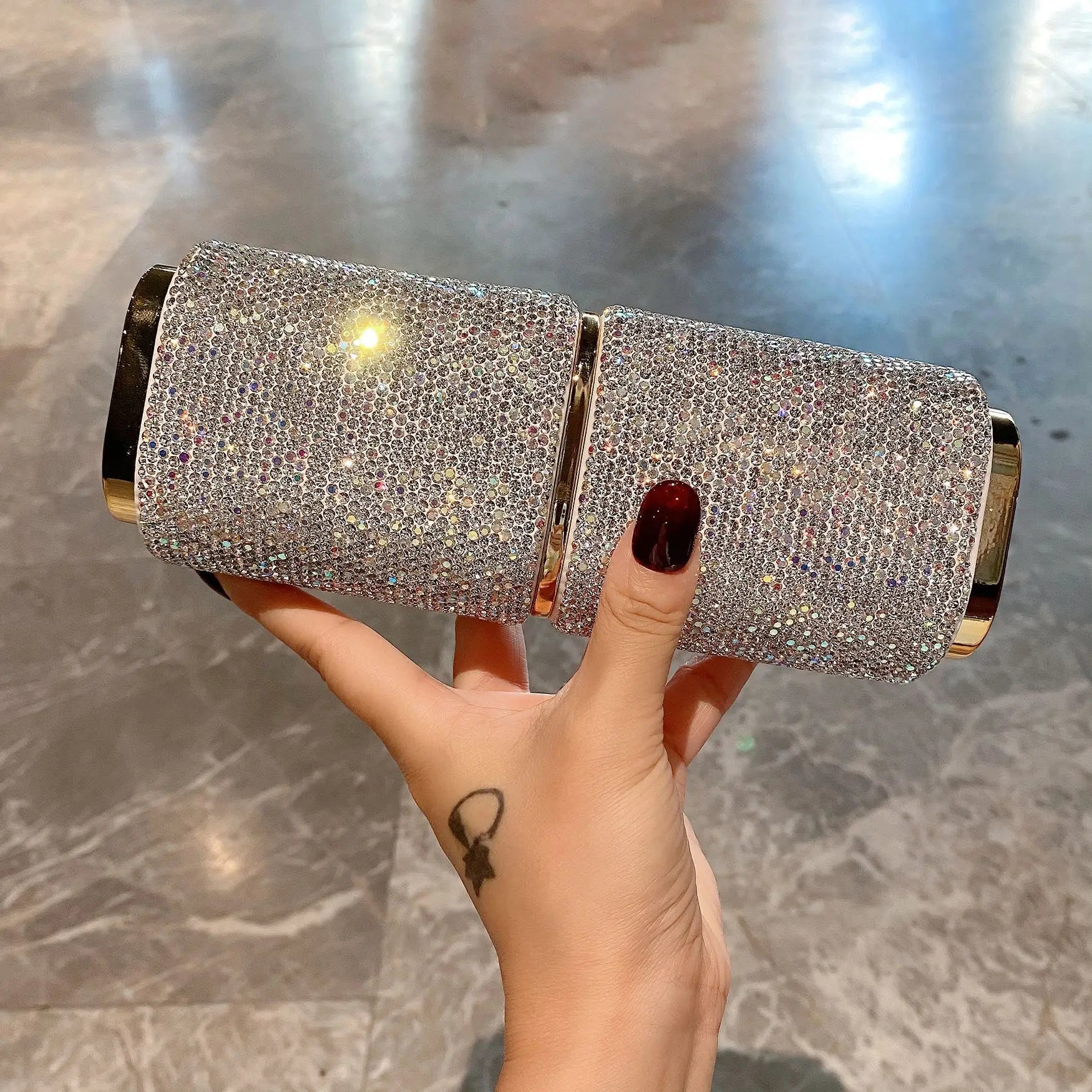 All Diamond Toothbrush Box Luxury Portable Toiletries Storage Case Makeup Brush Holder Bling for Traveling Bathroom Organizer