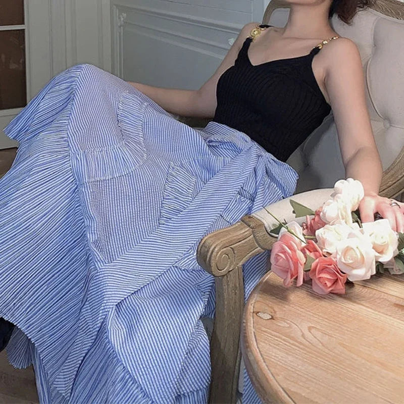 Combhasaki Women's Y2K Tank Tops Rib Knit V-Neck Metal Chain Sling Design Slim Fit Breathable Versatile Streetwear Sweater Vest