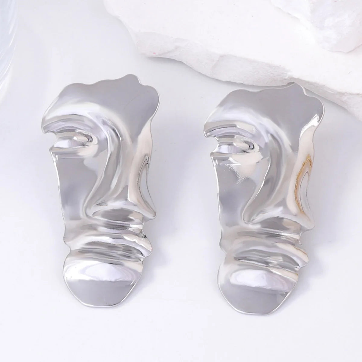 Digadagu Simple Portrait Face Stud Earrings Metal Exaggerated Earrings New Women's Daily Jewelry AccessoriesZAA