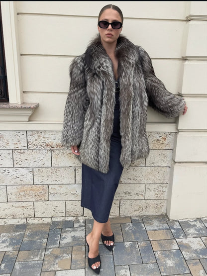 Customized Women's Fur Coat Silver fox Fur Coat 2025 New Style Fashionable and Luxurious Women's fox Fur Coat