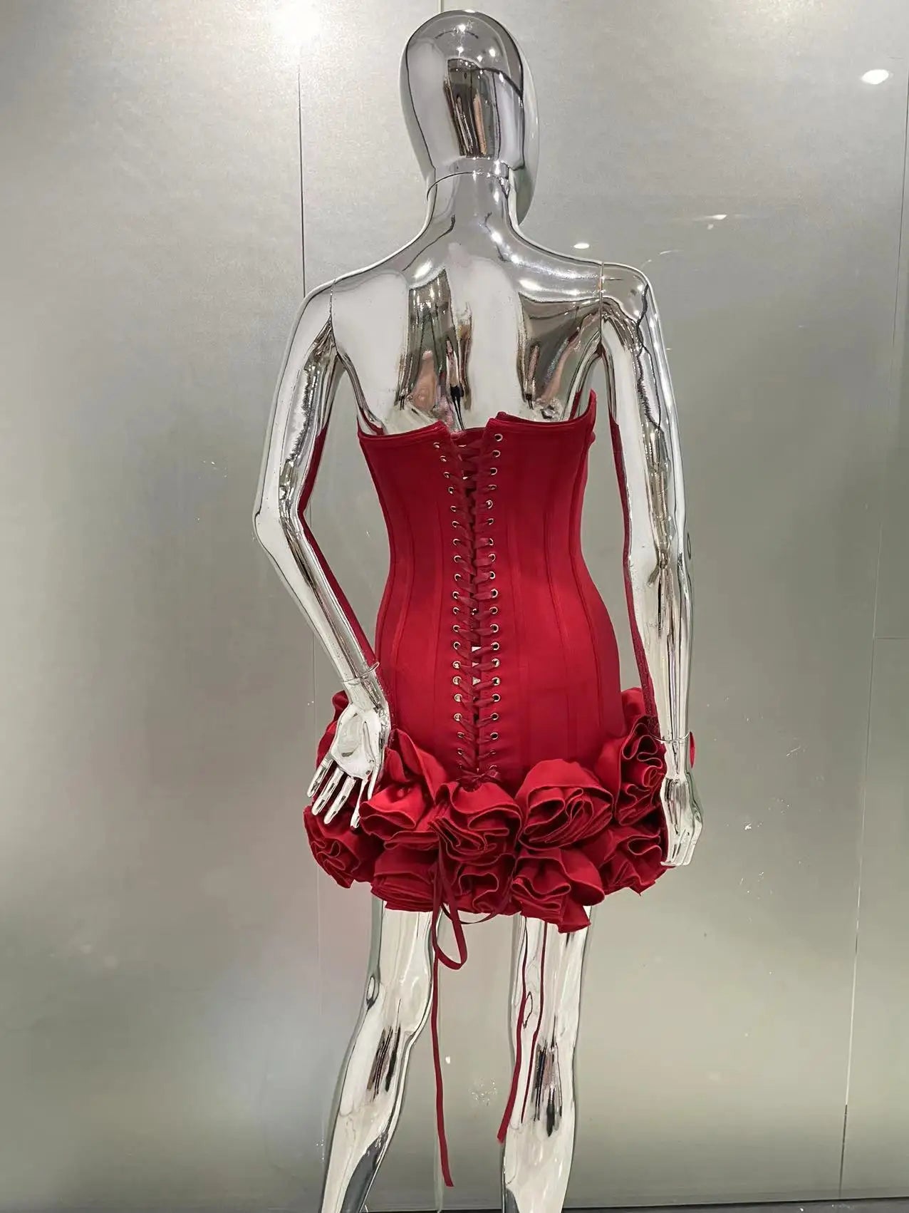 Red Color Women Sexy Strapless Ball Gown Mini Dress Celebrity Red Carpet Fashion Evening Party Celebrate Dress Wholesale