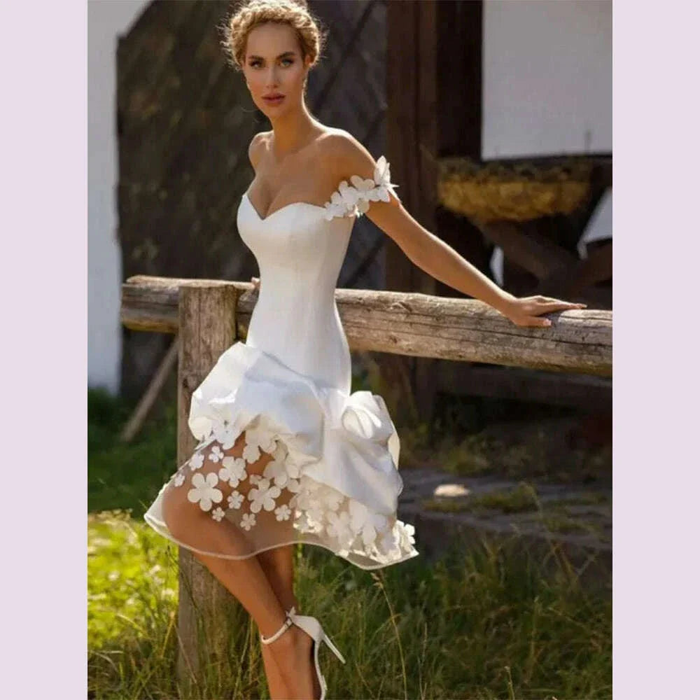 Sexy Strapless 3D Flower Off Shoulder Short Mermaid Wedding Dresses For Women  Tie Up Off Back Knee Length Homecoming Dress