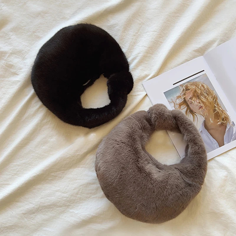 Solid Color Plush Dumpling Bag Simple Style Niche Design Faux Fur Handbag Tote Small Women's Underarm Hobo Bag
