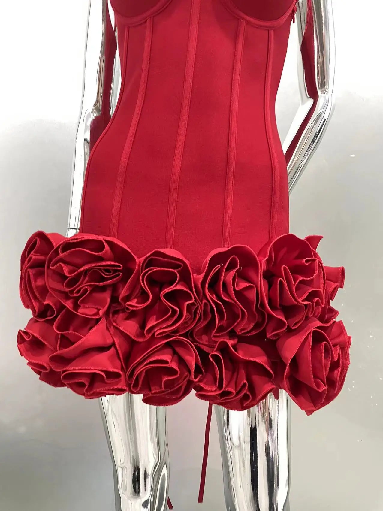 Red Color Women Sexy Strapless Ball Gown Mini Dress Celebrity Red Carpet Fashion Evening Party Celebrate Dress Wholesale