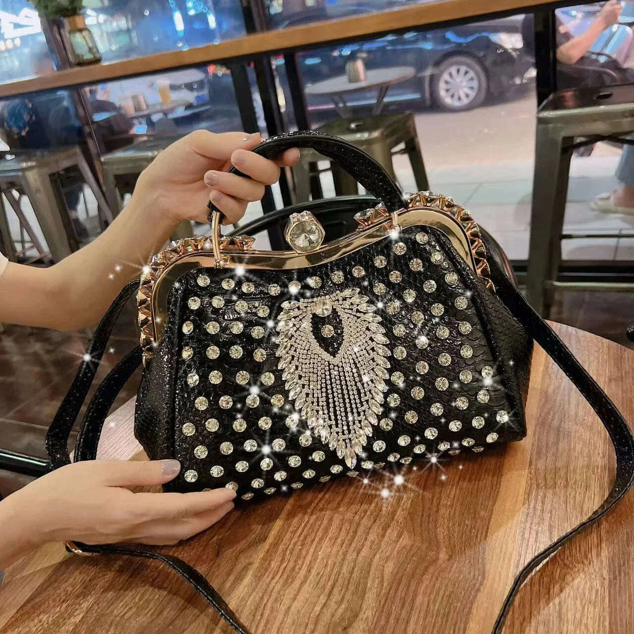 2023 New Luxury Fashion Diamonds Women's Handbags Leather Design Clip Rhinestone Bag Portable Tote Shoulder Messenger Bags