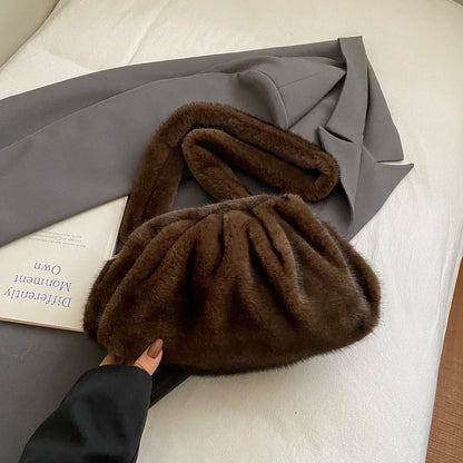 Fashionable Wrinkled Cloud Bag Soft Faux Fur Small Shoulder Bags for Women 2026 Winter Trend Korean Plush Handbags Crossbody Bag