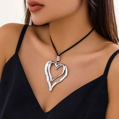 Long Lace Up Rope Chains with Big Hollowed Out Heart Pendant Necklace for Women Trendy Accessories on Neck Fashion Jewelry Gifts
