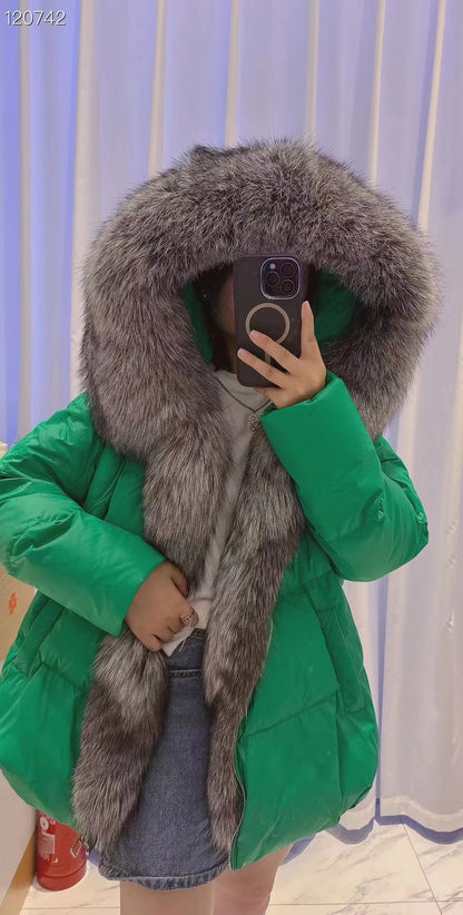 New Fashion Outerwear Puffer Jacket 2024 Women Coat White Duck Down Jacket Super Large Real Silver Fox Fur Collar Hooded