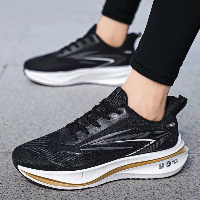 Running Shoes Men Mesh Breathable Outdoor Sports Flat Casual Mesh Walking Comfortable Tennis Shoes for Man Sneakers