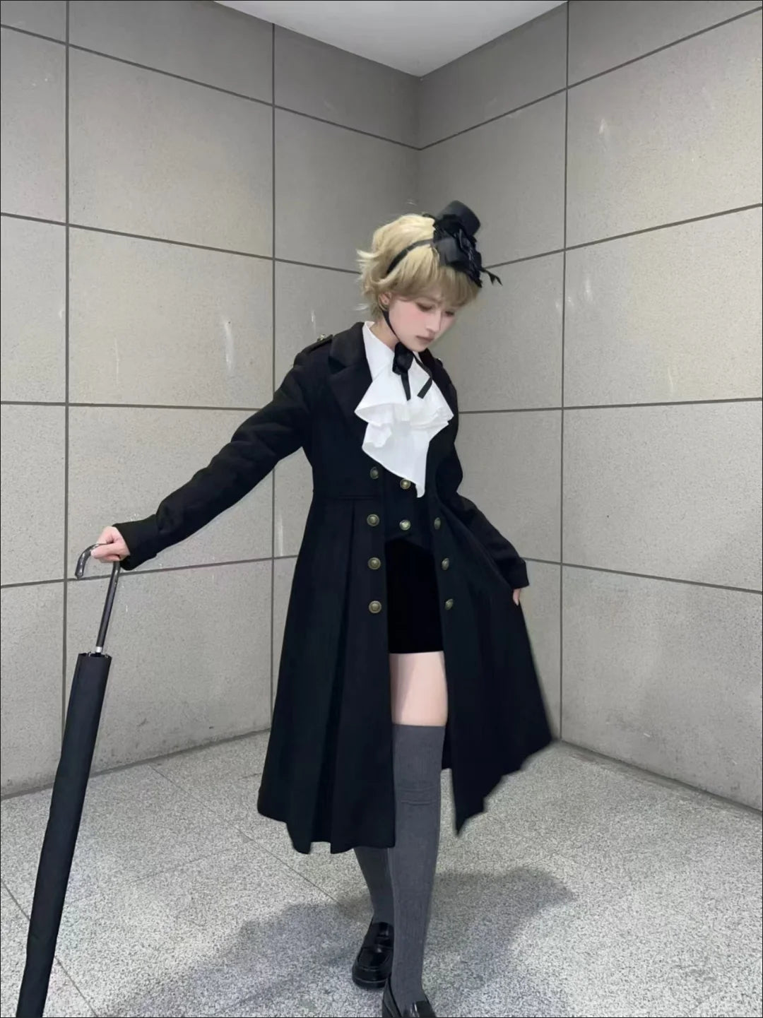 British Style Retro Dark Goth Handsome Black Trench Coat Women Girls Lolita Fake Two Vest White Coats Jacket Y2k Cosplay Clothes
