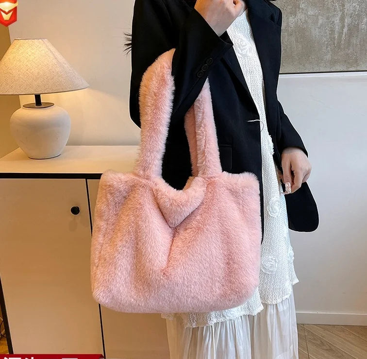 Women Versatile Cute Soft Plush Tote Bag Autumn Winter Faux Fur Shoulder Bag Purses Female Handbags Fluffy Shopper Bag