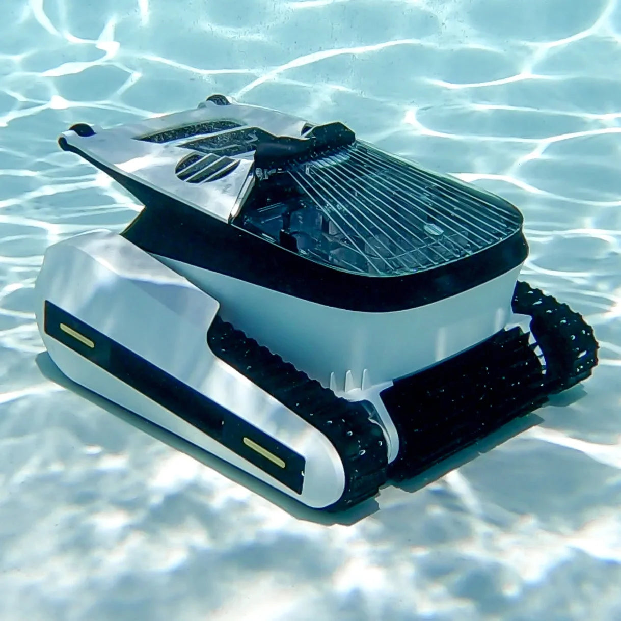 Wireless Automatic Pool Cleaner Mobile Phone Control Robotic Swimming Pool Cleaner That Can Climb