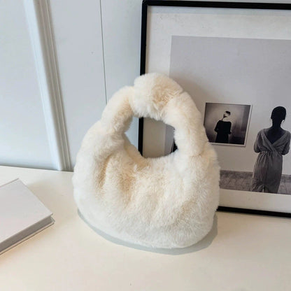 Fur Handbags Women's Small Half Moon Bag Warm Plush Wrist Bags Fashion Furry Short Handle Clutch Ladies Shoulder Bags