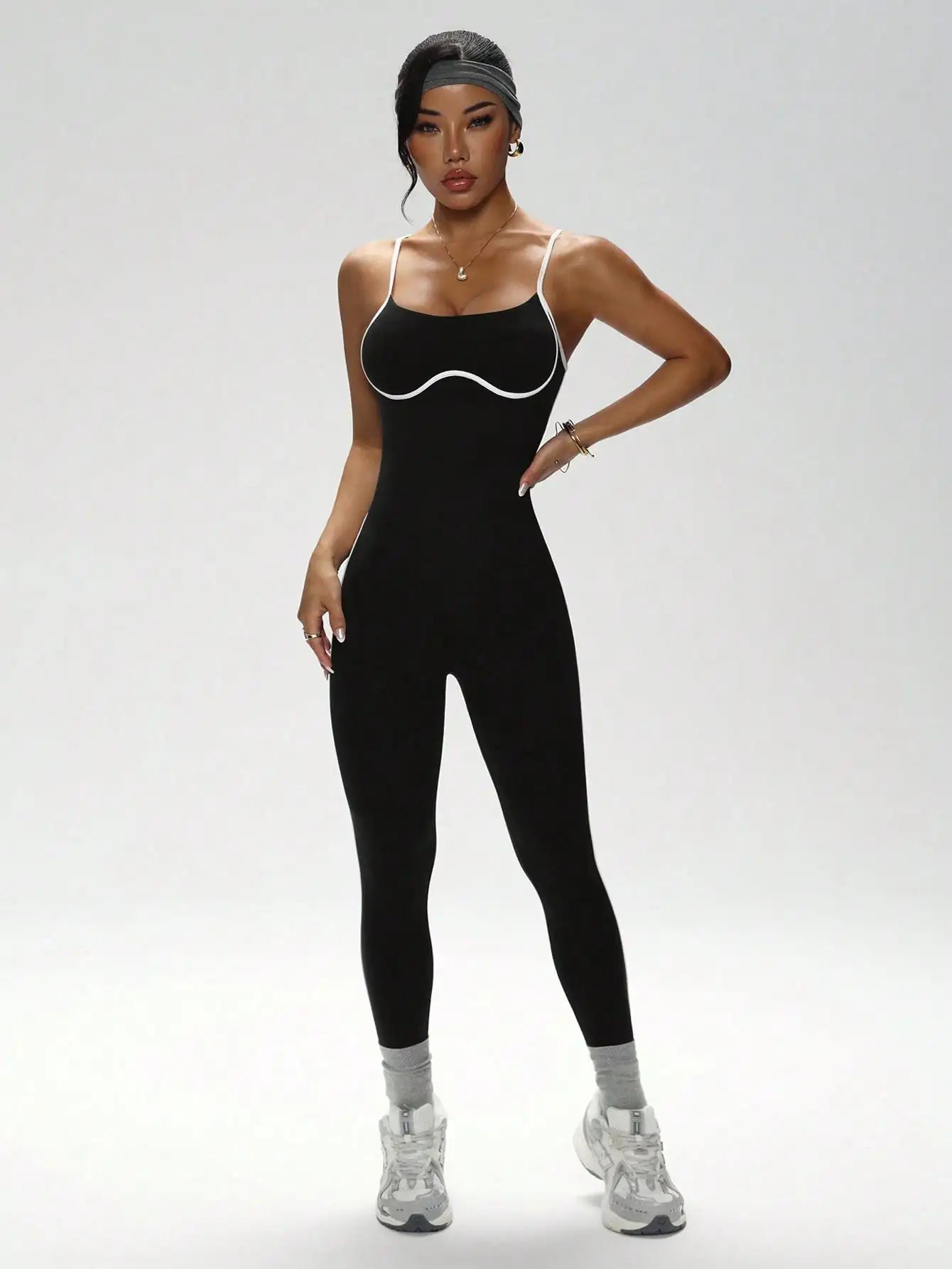 Color blocking camisole jumpsuit, shock-absorbing yoga suit, hollowed out waist, sexy jumpsuit, quick drying sports jumpsuit, ti