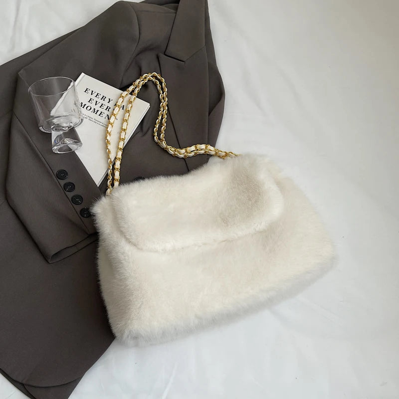 Fashion White Plush Tote Bag Women Casual Large Capacity Chain One Shoulder Bags Autumn/Winter New Fake Fur Handbag Trend