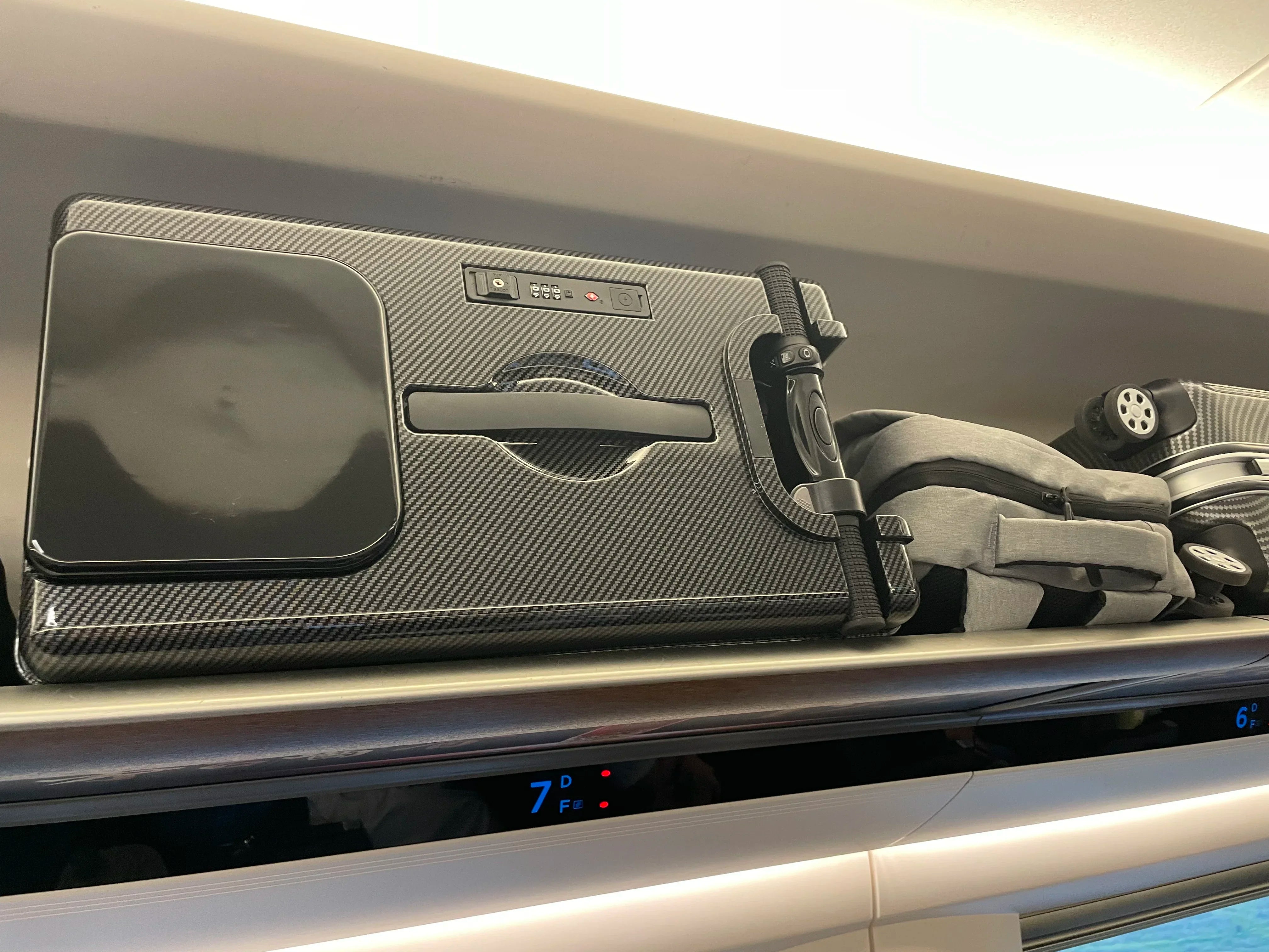 Luggage Travel Suitcase TravelSmart Riding Boarding Bag Elderly Scooter 20-Inch Electric Luggage Multi-Function Trolley...