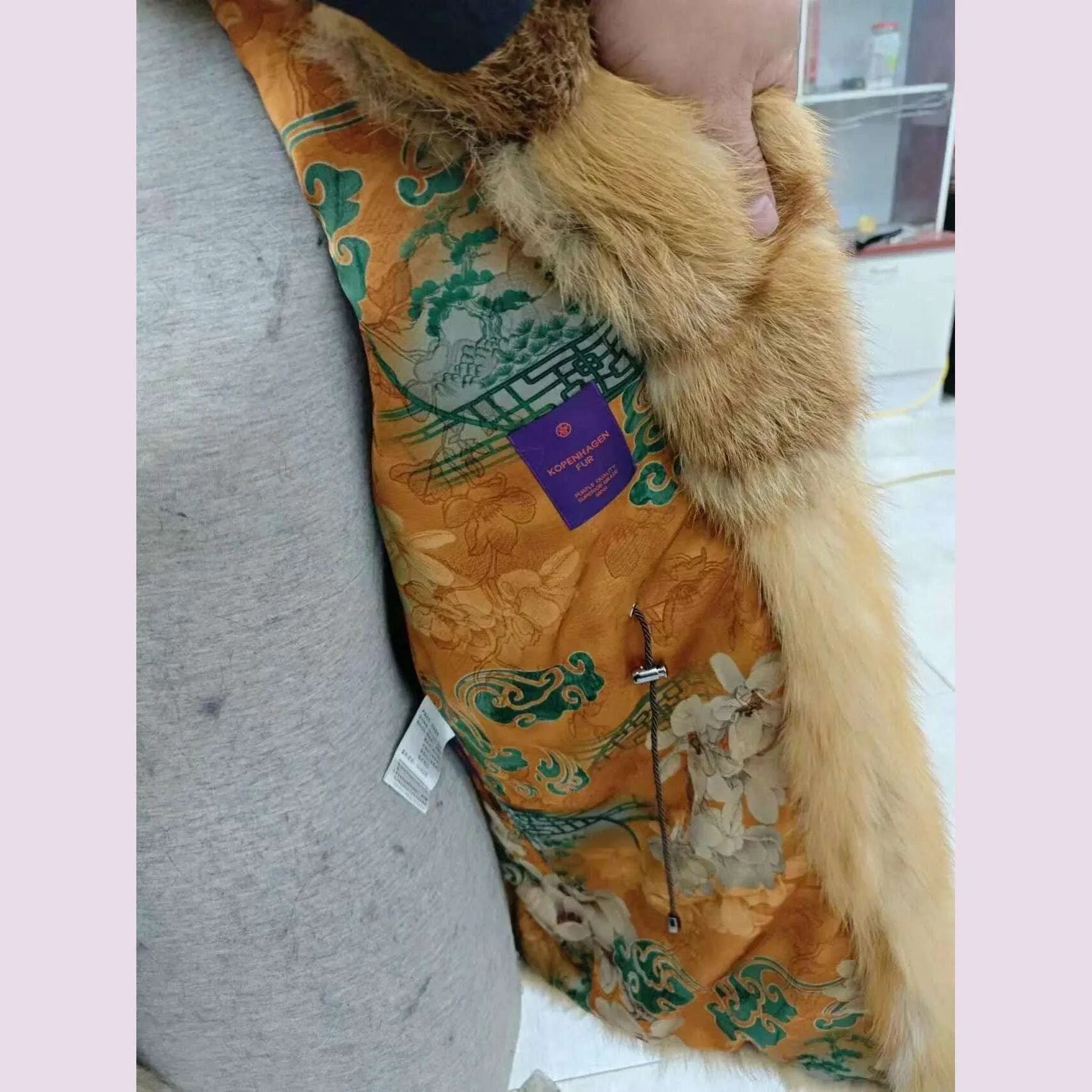 Women's Luxury Long Fox Fur Coat Real Fox Fur Jacket Winter Outerwear Silver Fox Fur Coat