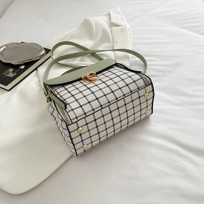 Women Trendy Flap Shoulder Bag PU Leather Crossbody Bag Simple Plaid Designer Messenger Bag Small Purse and Handbags Pouch