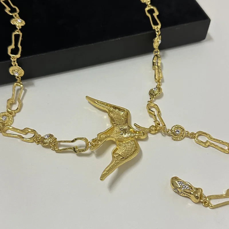 Luxury High Quality Alloy Peace Bird Long Chain Necklace Women Fashion Jewelry Birthday Party Dress Necklace Accessories
