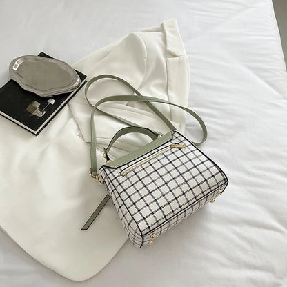 Women Trendy Flap Shoulder Bag PU Leather Crossbody Bag Simple Plaid Designer Messenger Bag Small Purse and Handbags Pouch